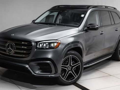 New 2026 Mercedes-Benz GLS 450 4MATIC image 1