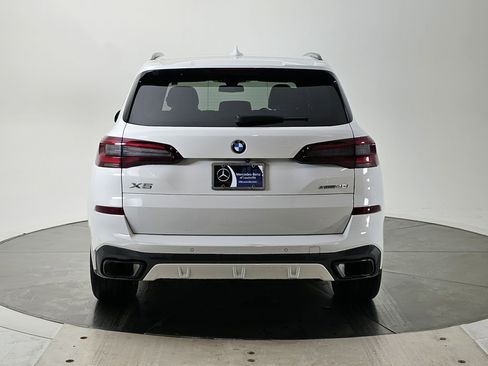 Used 2023 BMW X5 xDrive40i w/ M Sport Package image 5