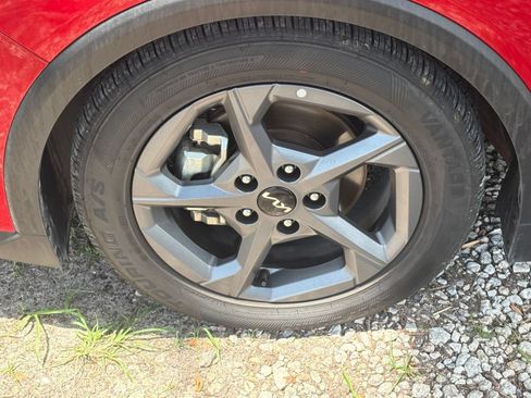 Used 2025 Kia K4 FWD image 32