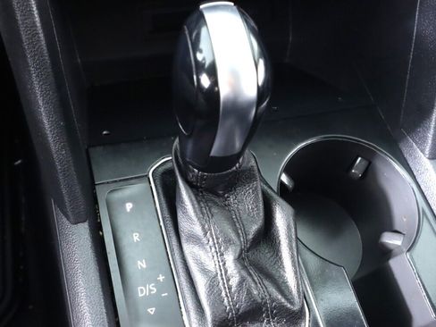 Used 2018 Volkswagen Atlas Launch Edition image 24