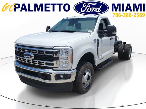 Used 2024 Ford F350 XL w/ XL Chrome Package AWD/4WD image 3