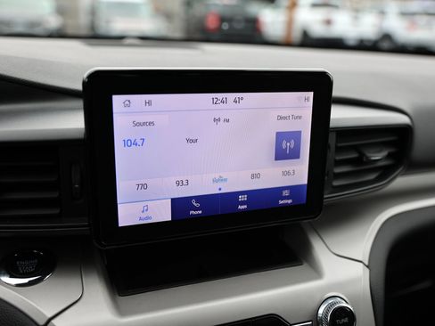 Certified 2023 Ford Explorer XLT image 27