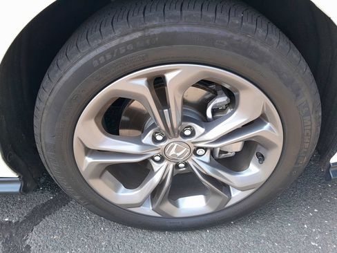 Used 2024 Honda Accord EX image 40