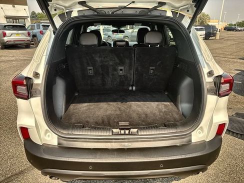 Used 2025 Ford Escape ST-Line w/ Tech Pack #1 AWD/4WD image 23