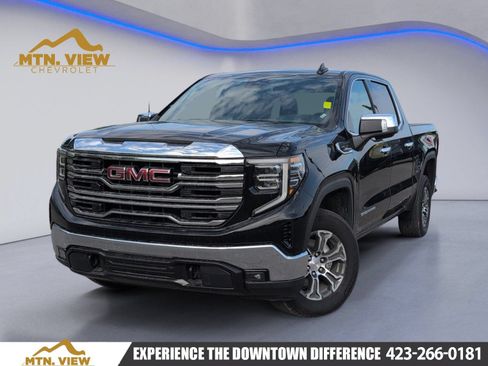 Used 2025 GMC Sierra 1500 SLT AWD/4WD image 1
