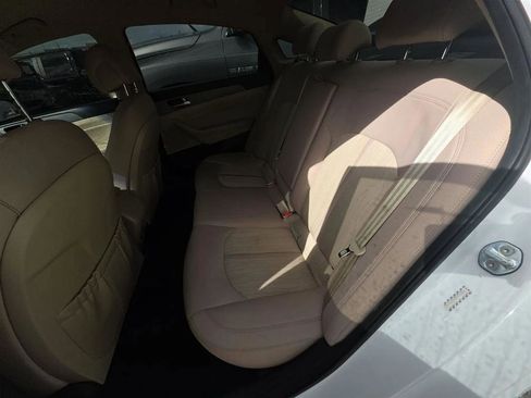 Used 2017 Hyundai Sonata SE image 18