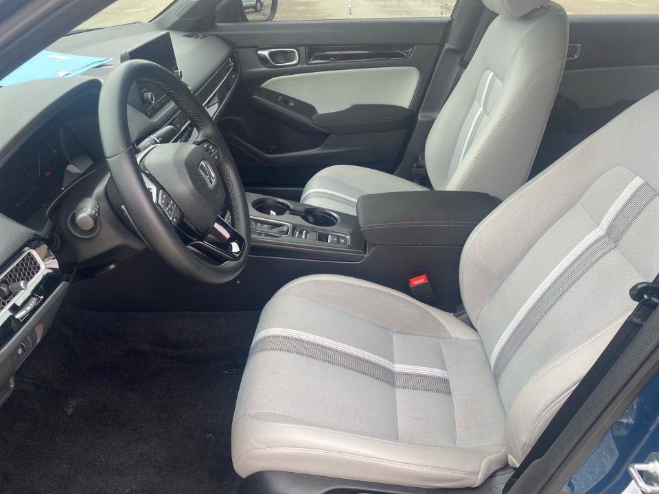 Certified 2025 Honda Civic Sport image 30
