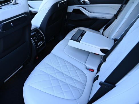 Certified 2024 BMW X5 xDrive50e w/ Premium Package image 8