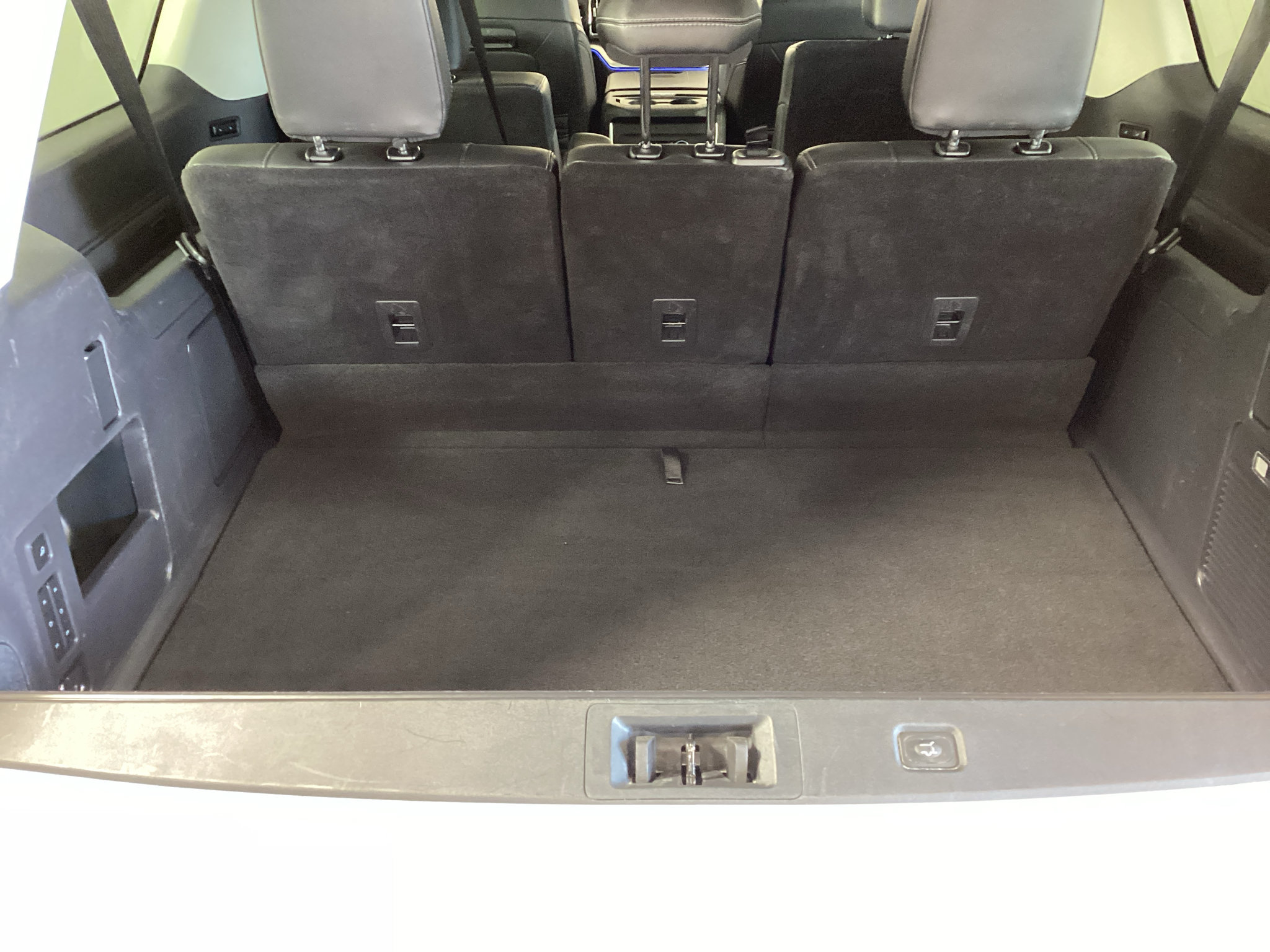 Certified 2025 Ford Expedition Max Platinum AWD/4WD image 15