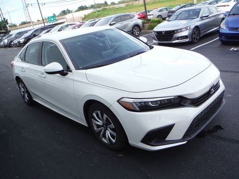 Used 2023 Honda Civic LX image 5