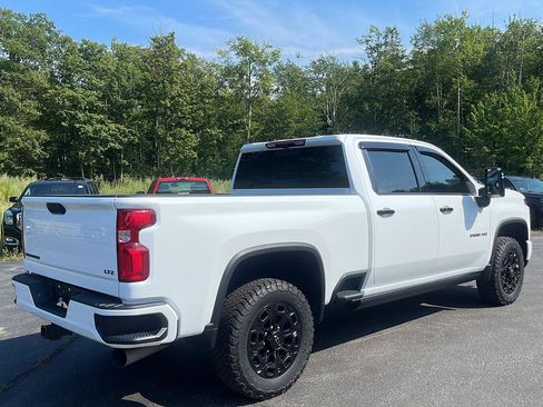 Used 2024 Chevrolet Silverado 2500 LTZ w/ LTZ Plus Package AWD/4WD image 5