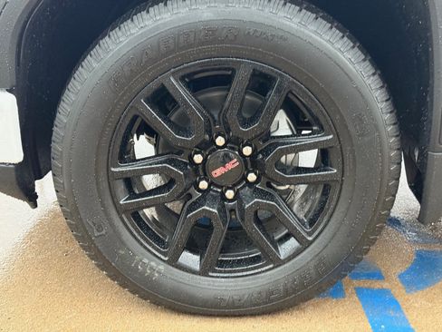 New 2025 GMC Sierra 1500 Pro w/ Graphite Edition image 7