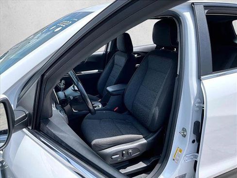 Used 2022 Chevrolet Equinox LT FWD image 26
