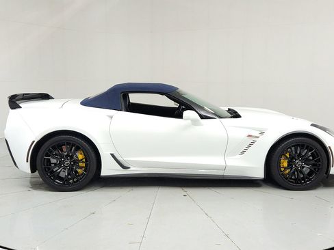 Certified 2015 Chevrolet Corvette Z06 w/ 3LZ Preferred Equipment Group RWD image 6