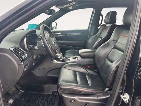 Used 2019 Jeep Grand Cherokee Trailhawk w/ Trailhawk Luxury Group image 9