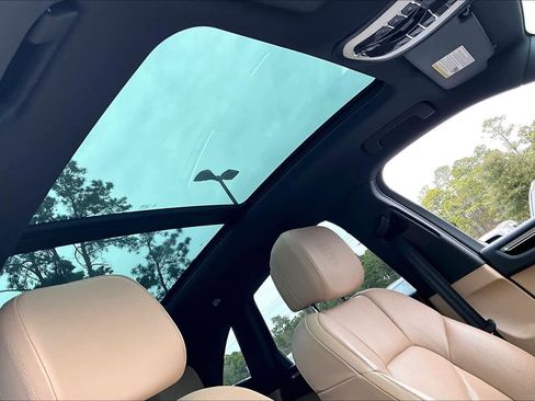 Used 2020 Porsche Macan S image 14