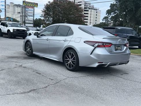 Used 2024 Toyota Camry SE w/ Convenience Package FWD image 6