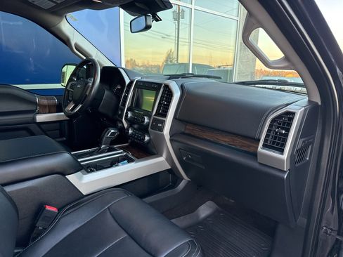 Used 2020 Ford F150 Lariat w/ Equipment Group 502A Luxury image 14