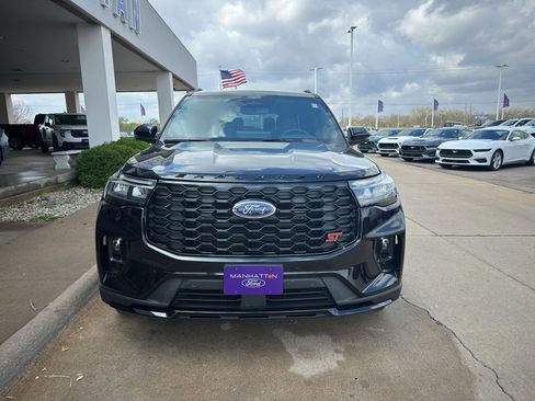 New 2026 Ford Explorer ST image 8