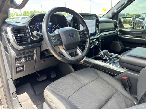 Used 2022 Ford F150 XLT w/ Equipment Group 302A High image 17