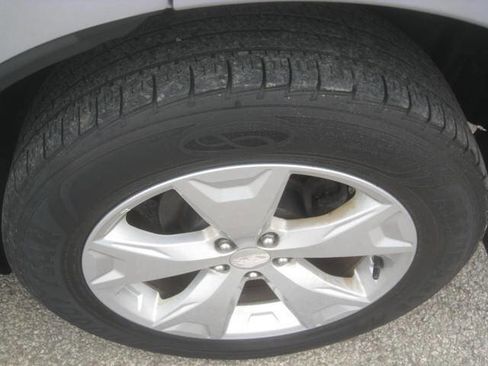 Used 2016 Subaru Forester 2.5i Premium w/ All-Weather Package image 35