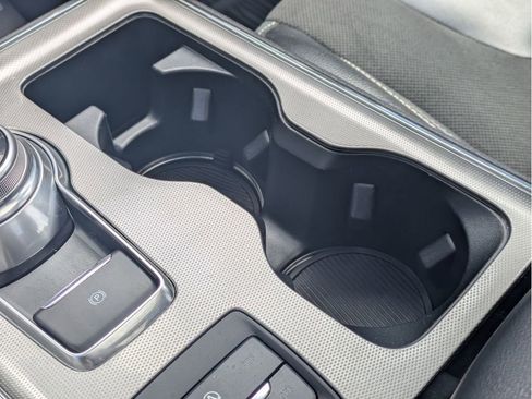 Used 2024 Ford Edge ST w/ Equipment Group 401A image 18