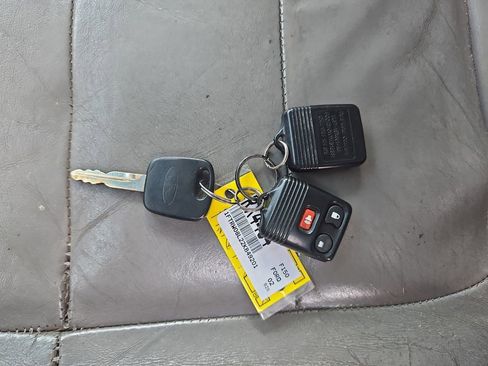 Used 2002 Ford F150 4x4 SuperCrew image 26