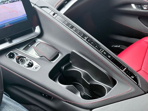 Used 2025 Chevrolet Corvette E-Ray AWD/4WD image 10