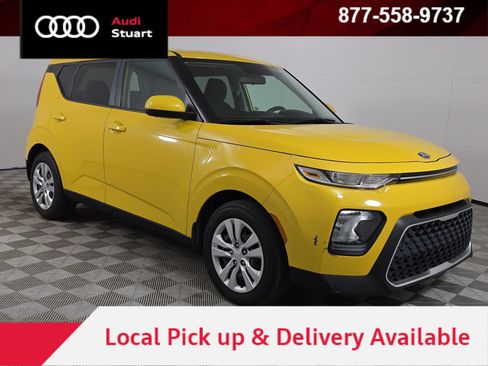Used 2020 Kia Soul LX FWD image 1