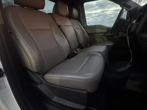 Used 2022 Ford F550 2WD Regular Cab Super Duty image 6