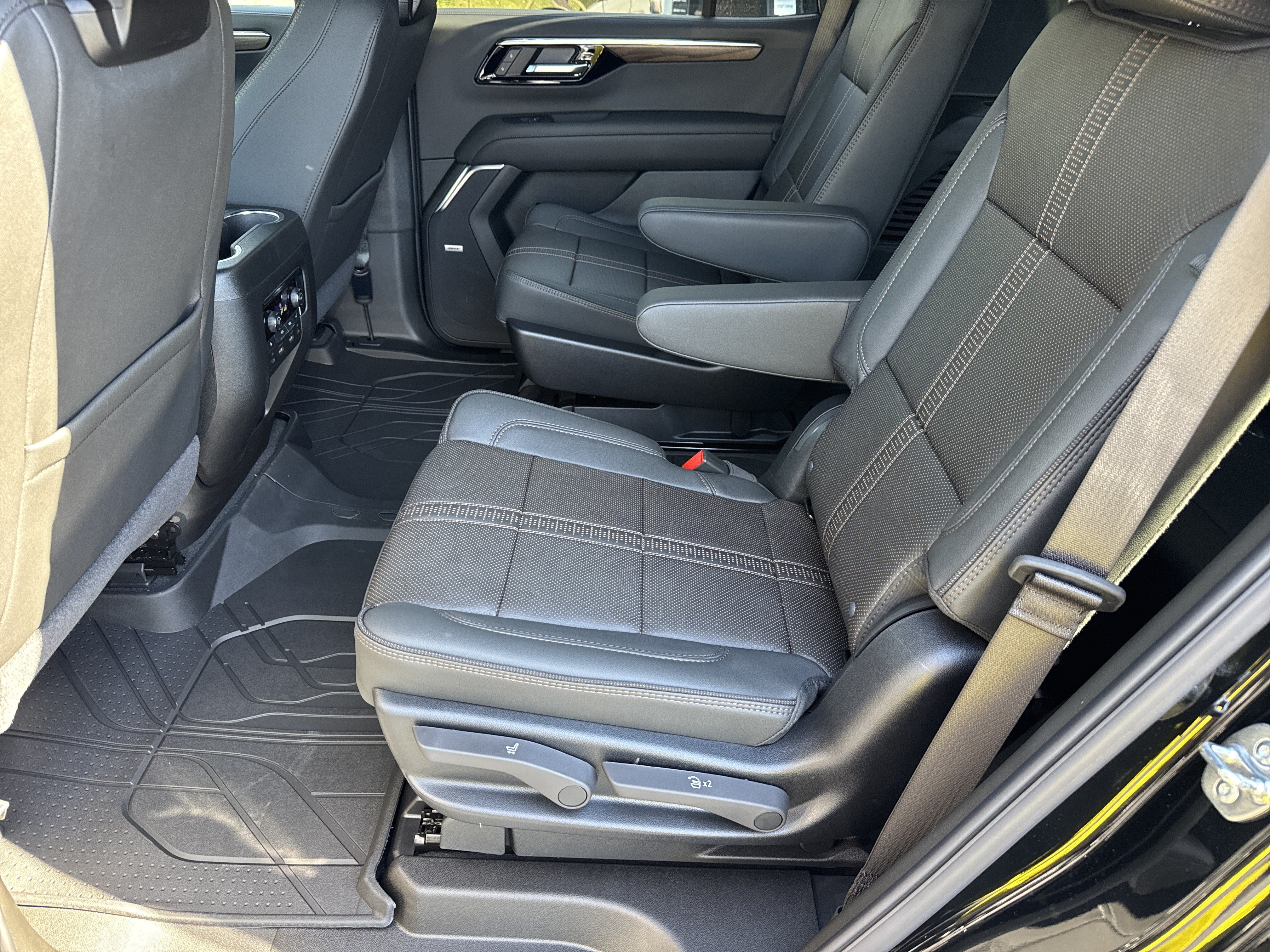 New 2027 Chevrolet Tahoe High Country AWD/4WD image 20