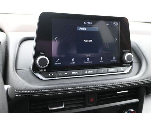 Used 2023 Nissan Rogue SV image 18