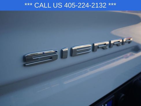 Used 2025 GMC Sierra 1500 SLT AWD/4WD image 7