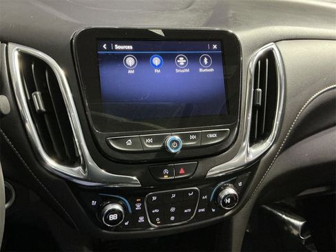 Used 2023 Chevrolet Equinox Premier image 26
