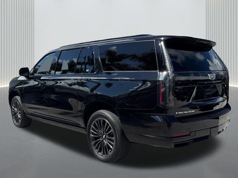 New 2025 Cadillac Escalade ESV Sport Platinum image 7