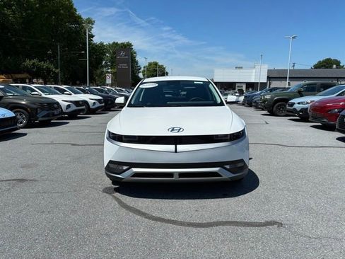 Used 2023 Hyundai Ioniq 5 SEL AWD/4WD image 2