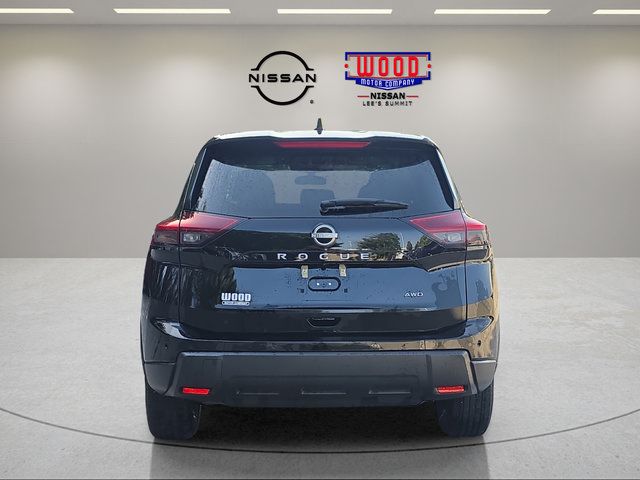 Used 2025 Nissan Rogue S AWD/4WD image 3