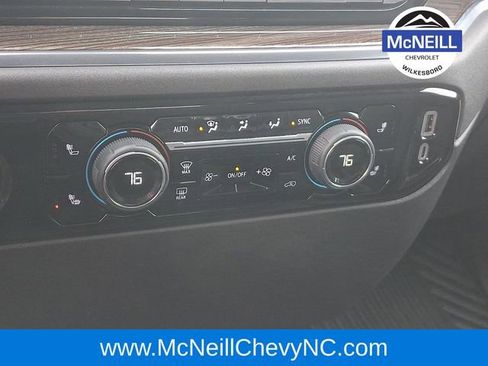 Used 2024 Chevrolet Silverado 1500 LT image 23