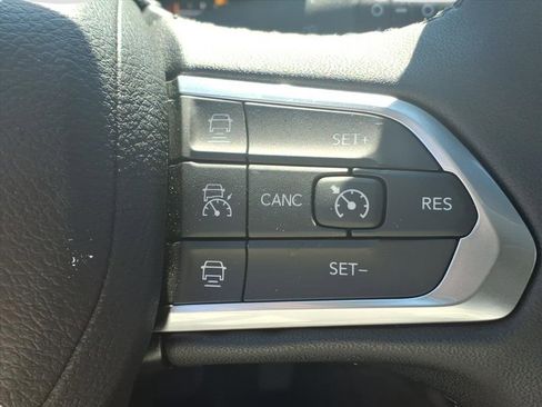 Used 2024 Jeep Compass Limited w/ Elite Group image 18