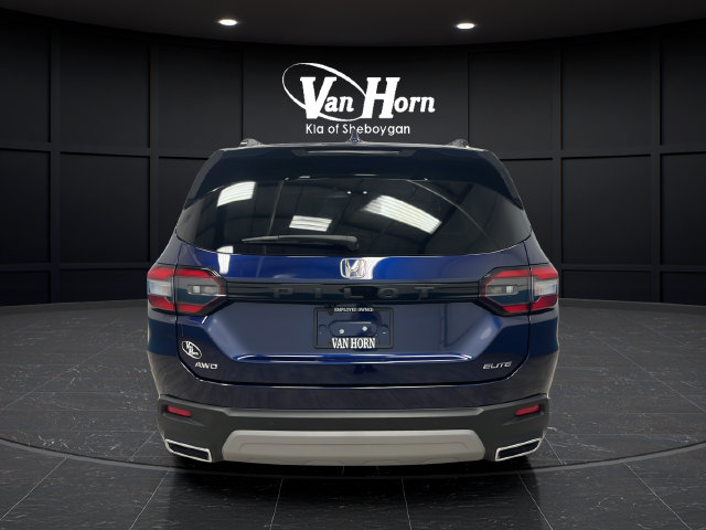 Used 2024 Honda Pilot Elite image 6
