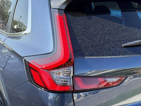 Used 2024 Honda CR-V EX image 7
