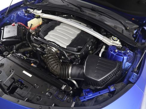 Used 2018 Chevrolet Camaro SS RWD image 25