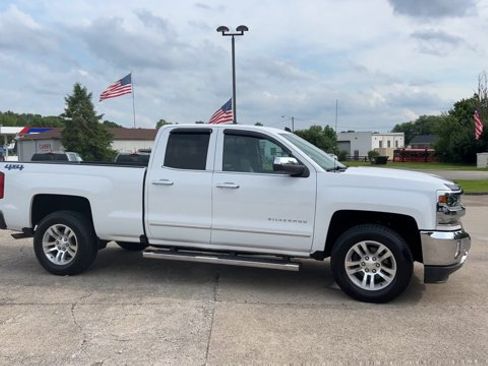 Used 2016 Chevrolet Silverado 1500 LTZ w/ LTZ Plus Package AWD/4WD image 2