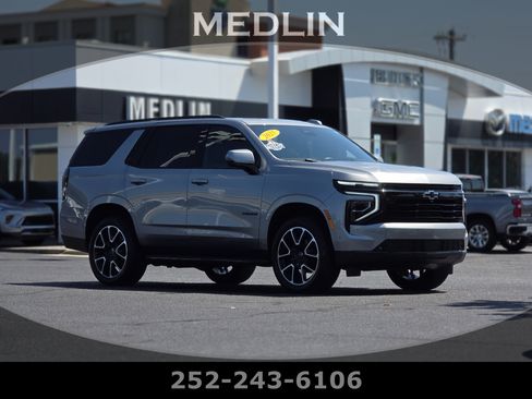 Used 2025 Chevrolet Tahoe RST w/ Advanced Technology Package AWD/4WD image 1