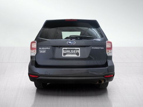 Used 2018 Subaru Forester 2.5i Premium AWD/4WD image 4