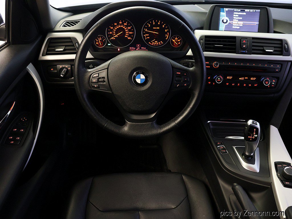 Used 2013 BMW 328i xDrive Sedan AWD/4WD image 15
