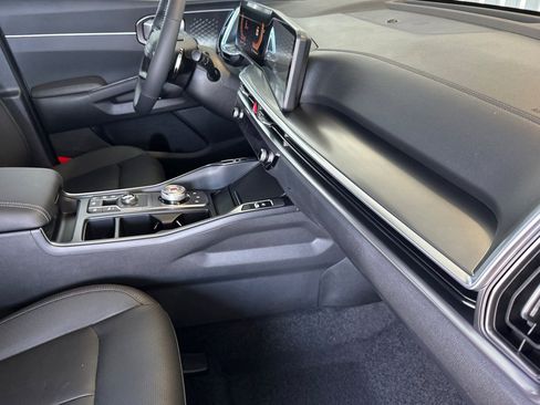 New 2026 Kia Sorento EX AWD/4WD image 17