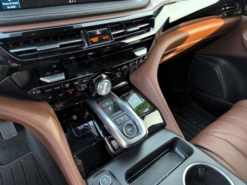 Used 2025 Acura MDX SH-AWD w/ Advance Package image 26