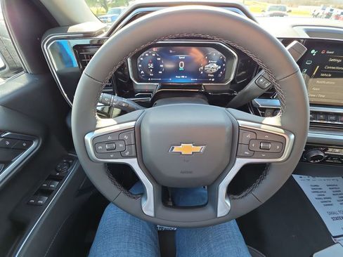 New 2026 Chevrolet Silverado 1500 LT image 14