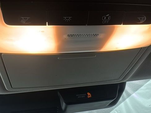 Used 2024 Mitsubishi Outlander SE Black Edition image 31